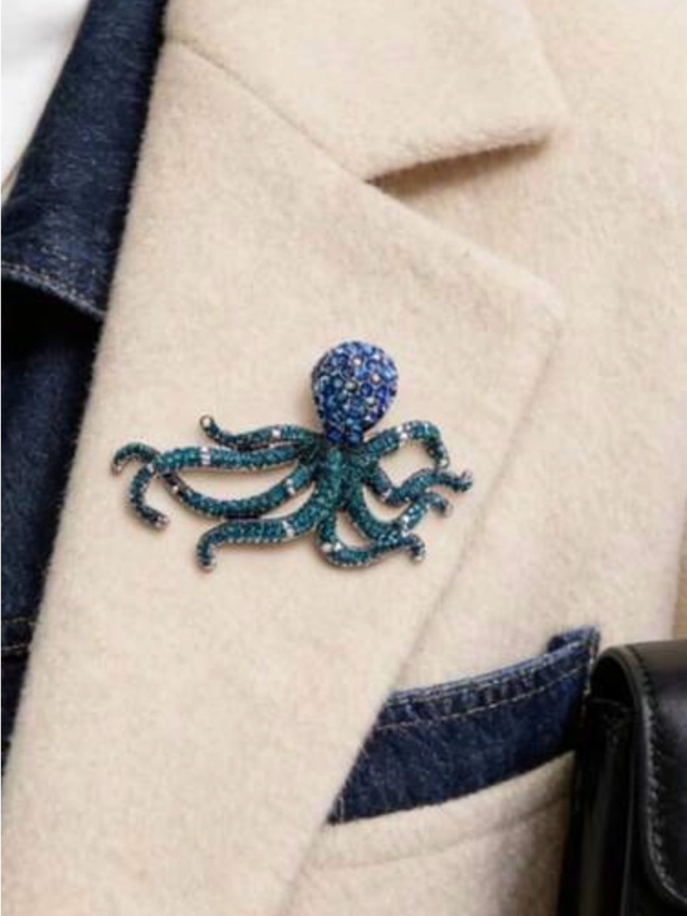 Blue Crystal Octopus Brooch - Picture 4 of 4